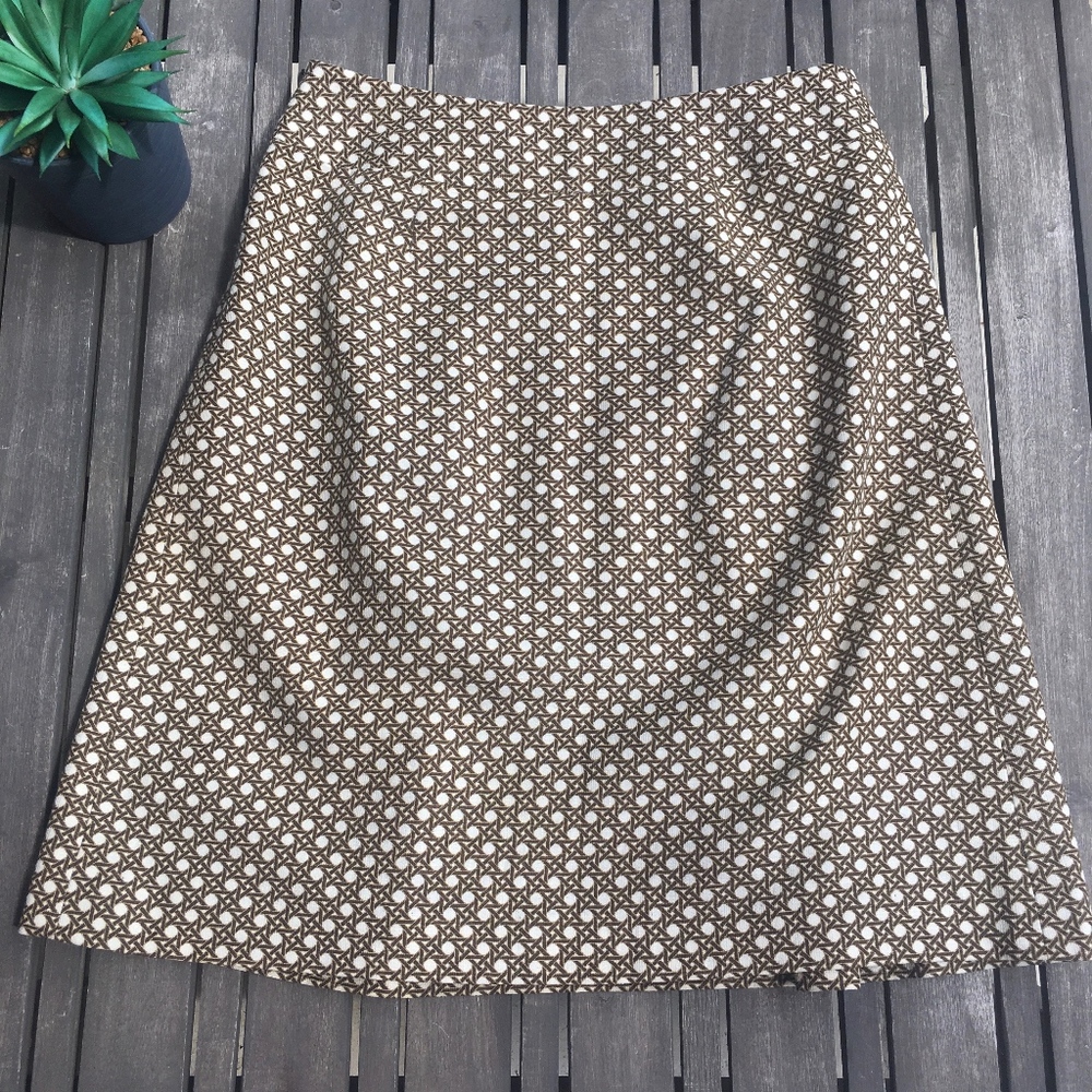 Brown Talbots skirt with front pleats - Size 4